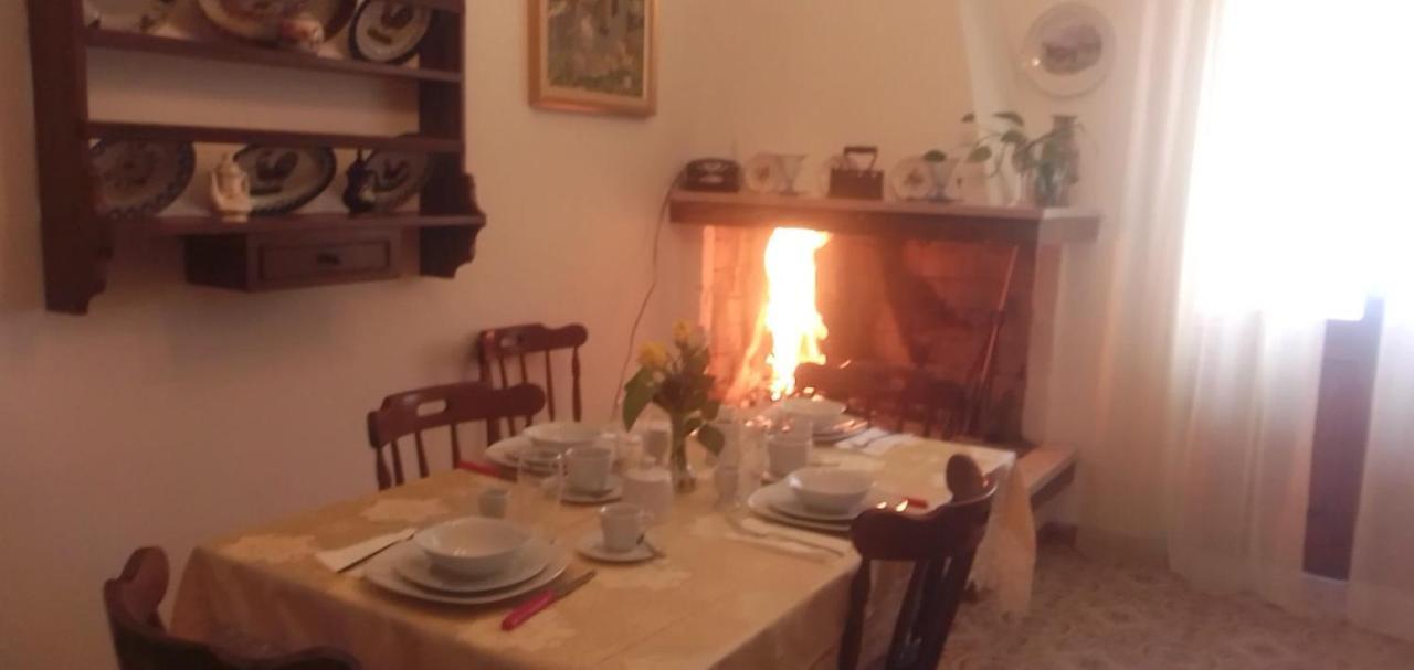 B&B Cuore E Vento SantʼAntìoco Buitenkant foto