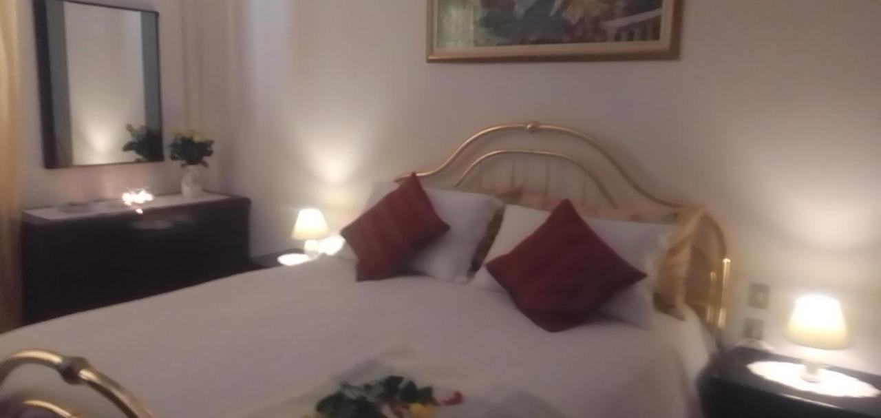 B&B Cuore E Vento SantʼAntìoco Buitenkant foto